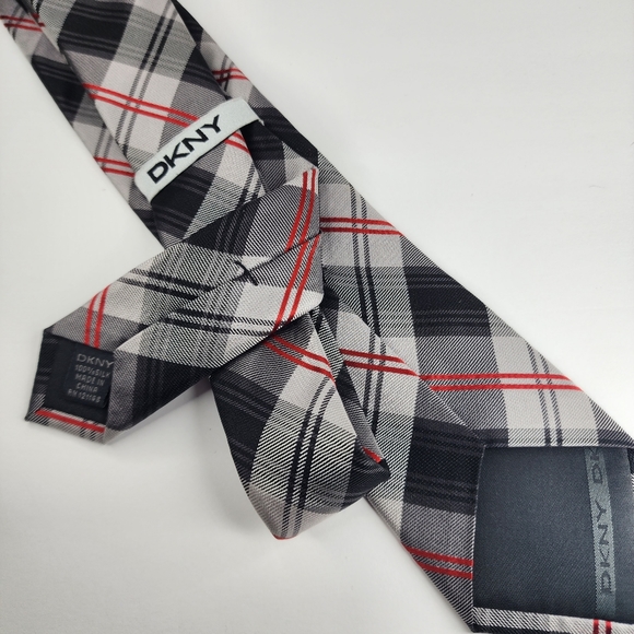 DKNY Black Plaid Silk Slim Tie. - Picture 3 of 4
